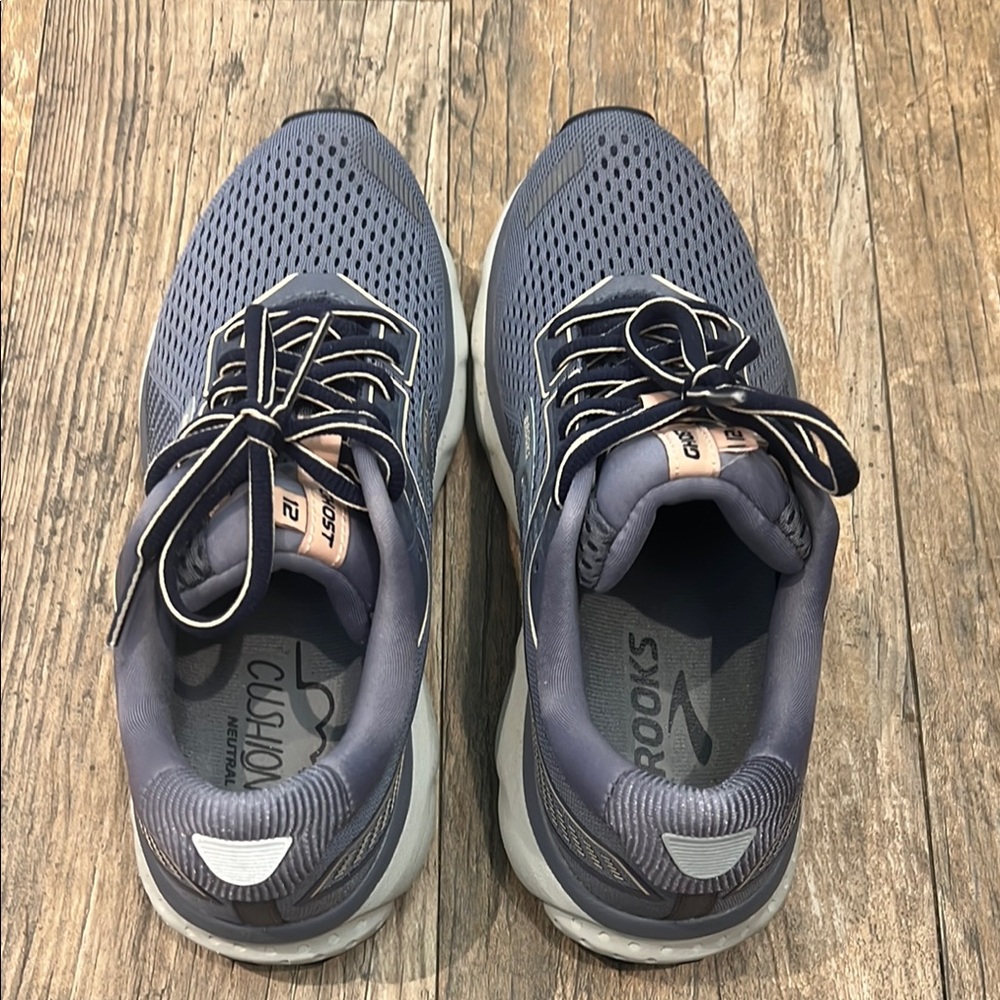 Brooks women’s purplish gray Running Shoes